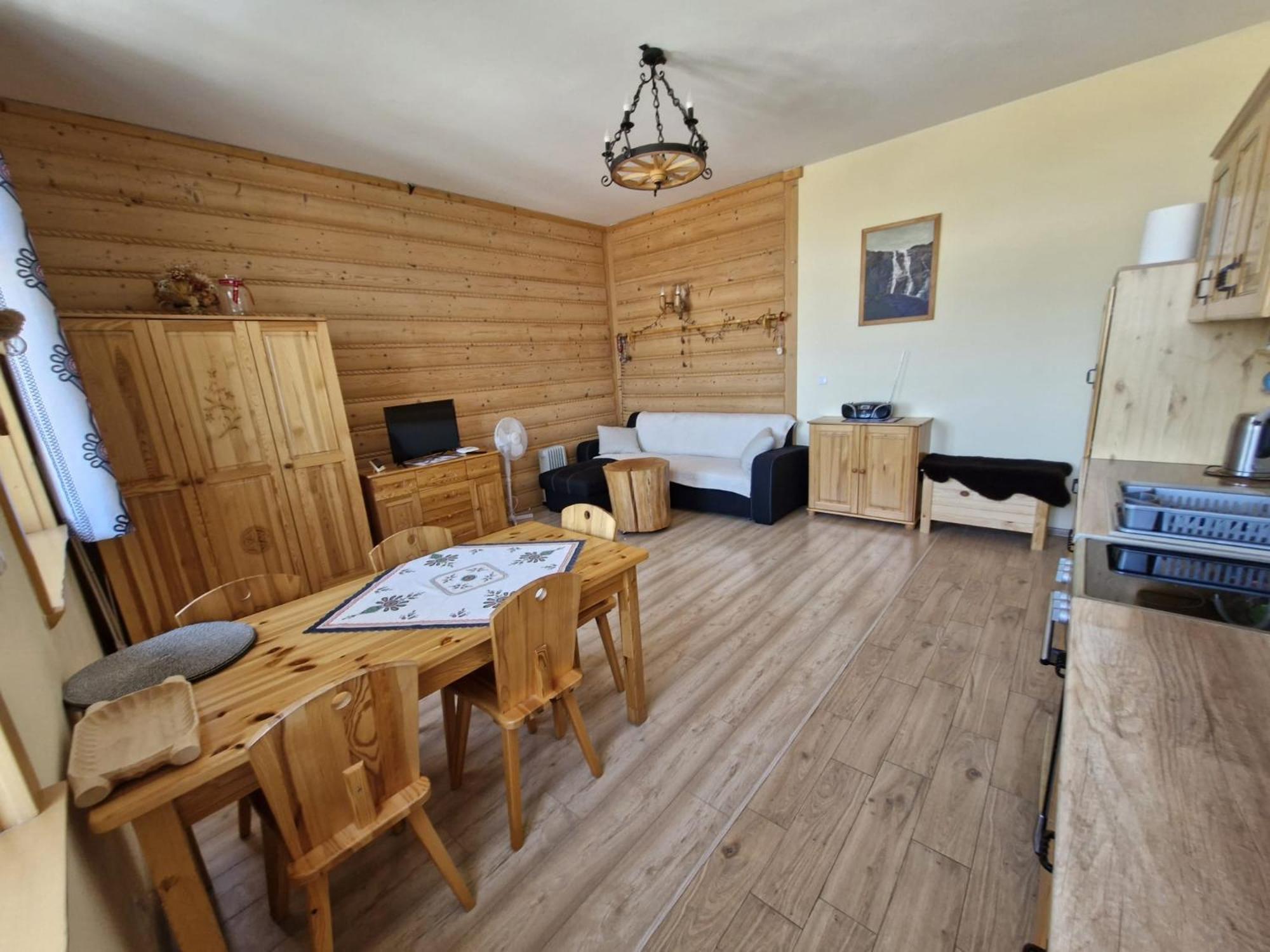 Apartamenty Na Szlaku ツァルニ・ドゥナイェツ エクステリア 写真
